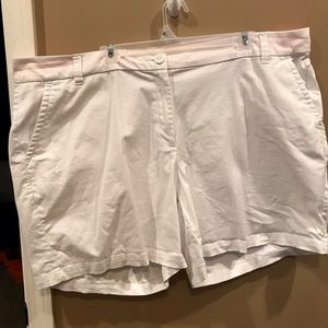 White Crown & Ivy Shorts